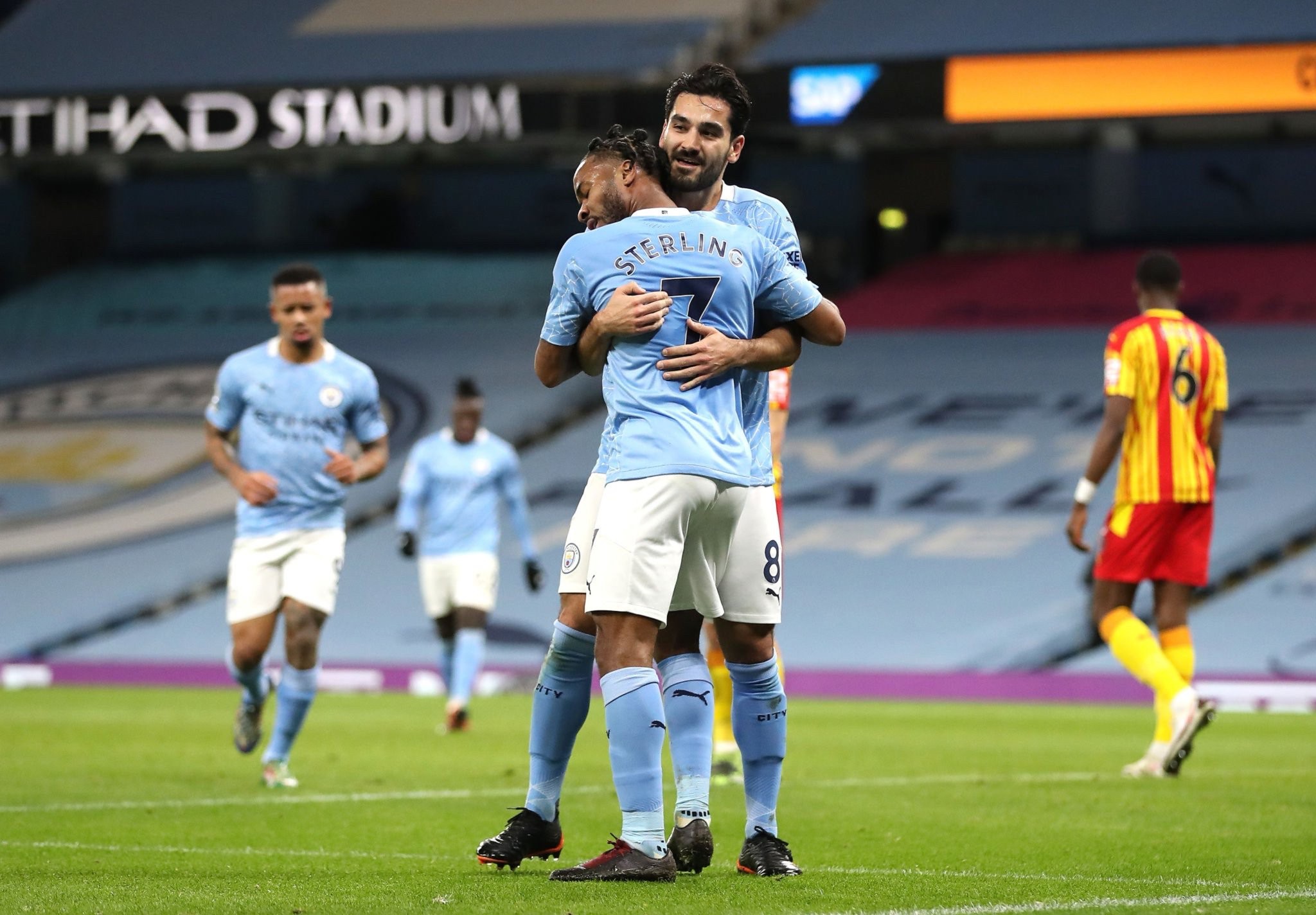 化营造积极 化营造积极